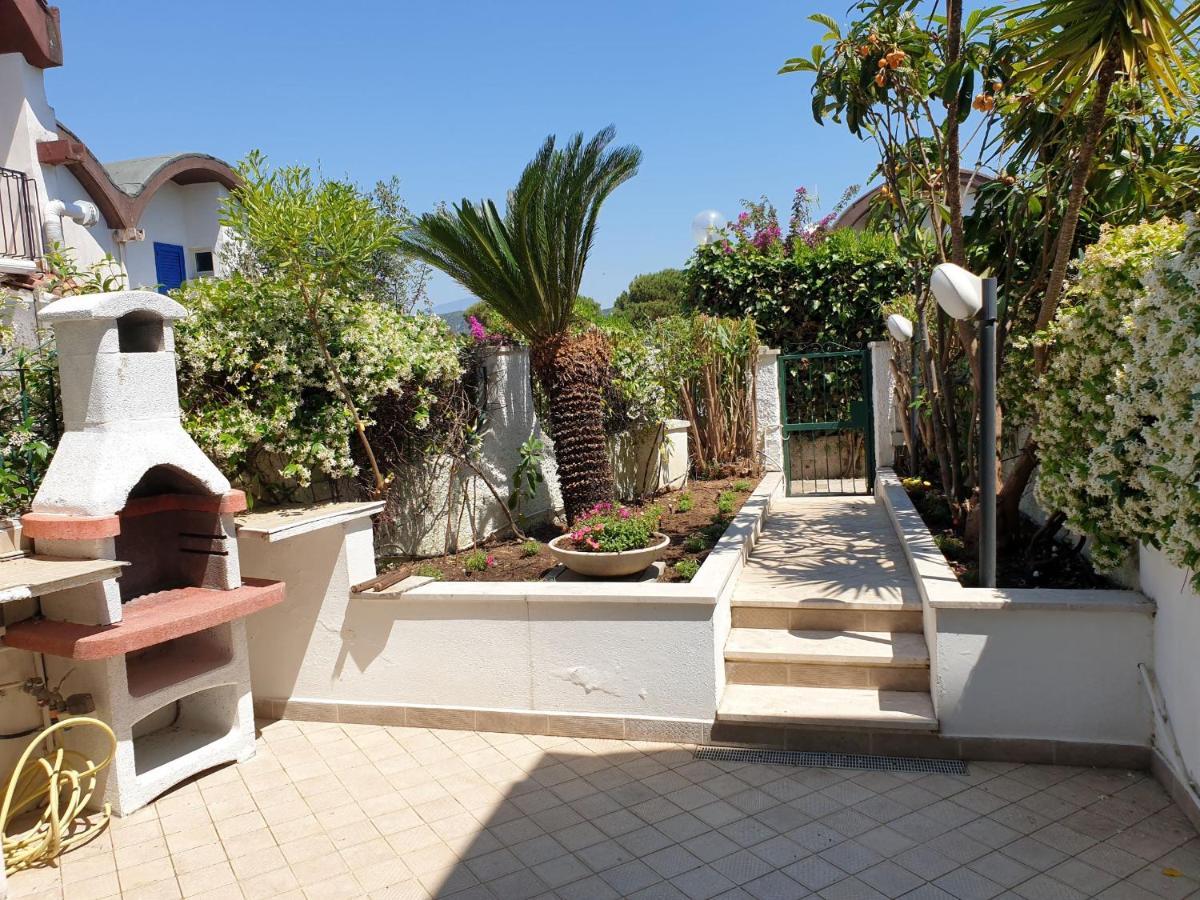 La Villa Fronte Spiaggia Bandiera Blu Sperlonga Dış mekan fotoğraf